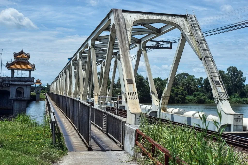 Sắt và hợp chất của sắt - Ứng dụng của hợp chất Sắt (III)