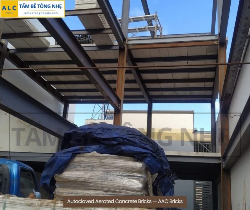 Khung Thép Nhà 2 Tầng: Cấu Tạo, Ưu Điểm và Ứng Dụng Hiện Đại