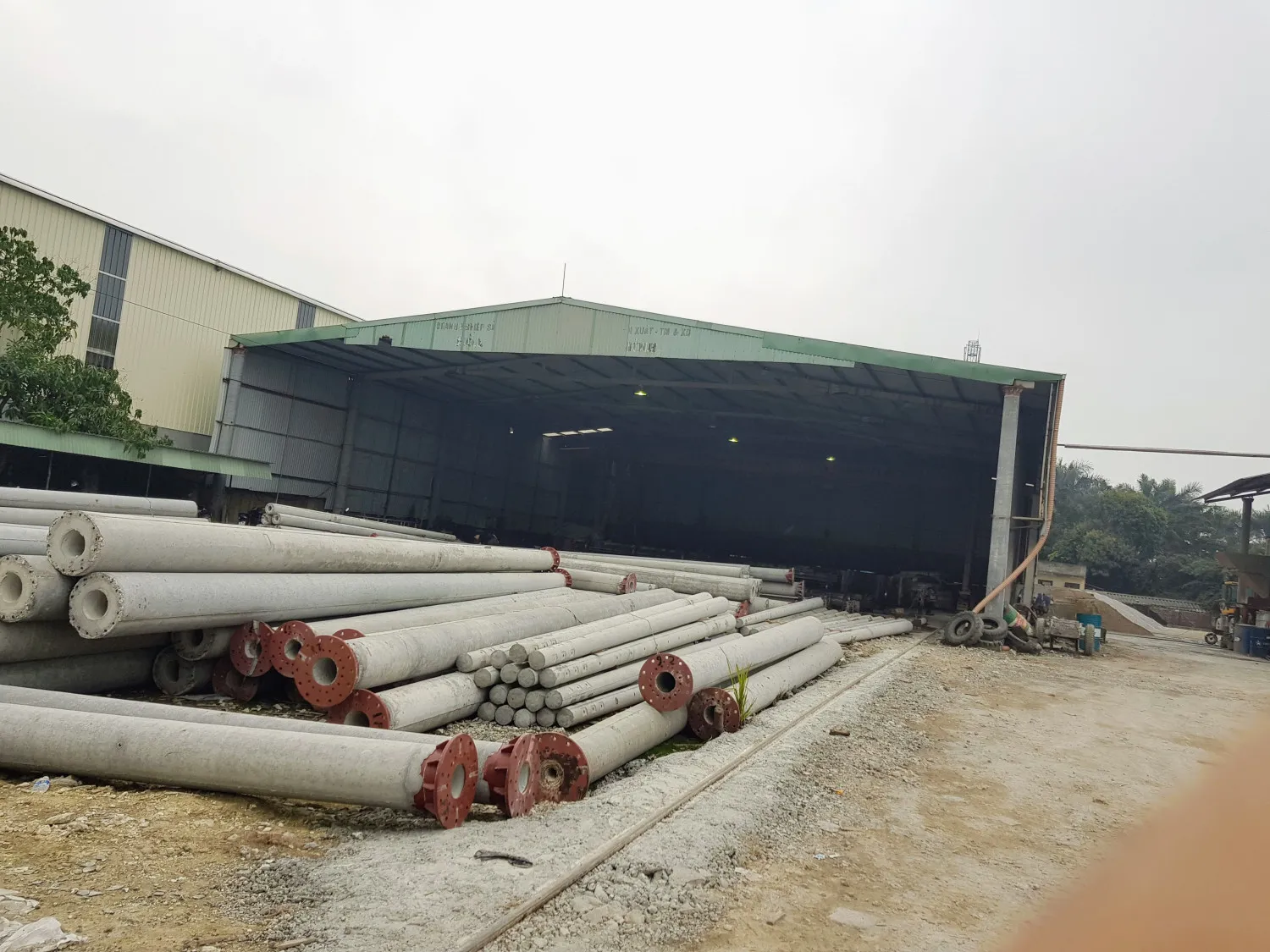 Cột điện bê tông ly tâm với đầy đủ chủng loại