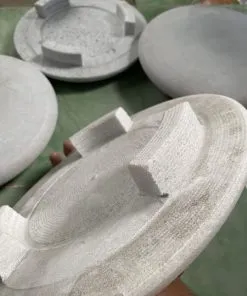 Núm che đáy nguyên khối