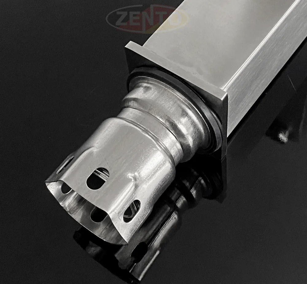 Góc nhìn cận cảnh đầu vòi và tay gạt