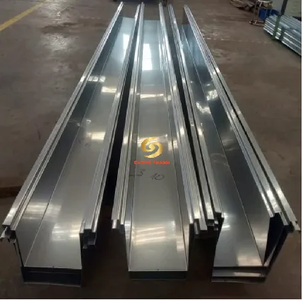 Máng xối inox được gia công theo yêu cầu của khách hàng