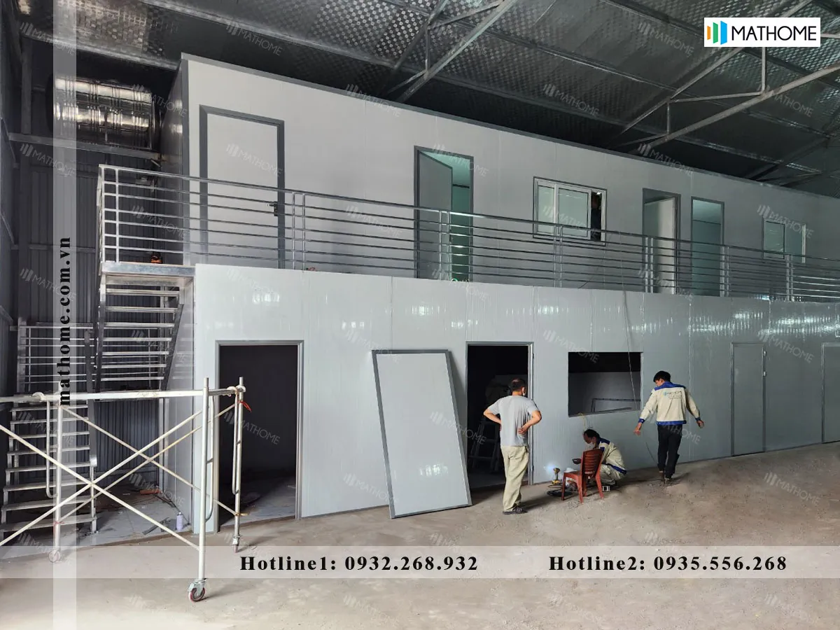 nha-khung-thep-2-tang