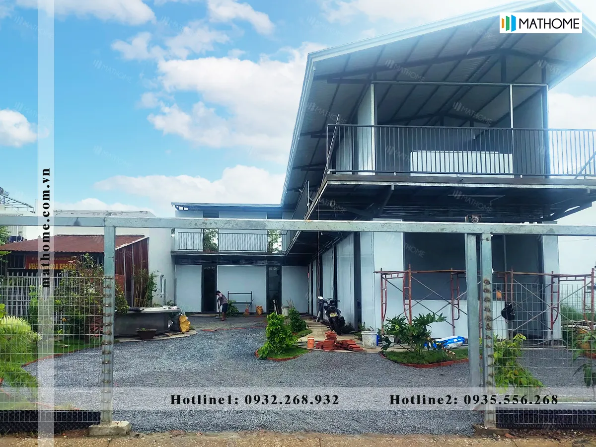 nha-khung-thep-2-tang