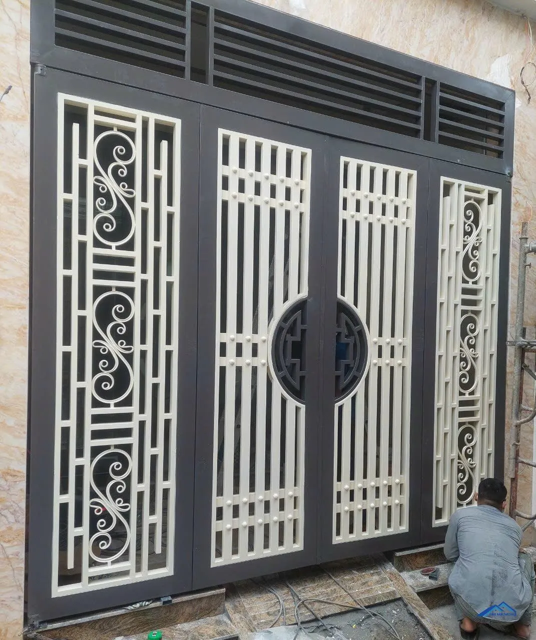 Quy trình gia công cửa cổng sắt hộp 4 cánh chuẩn