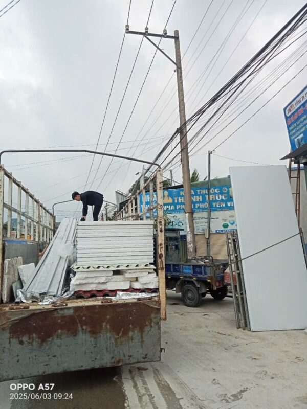 Báo Giá Thép V Mạ Kẽm Hòa Phát Mới Nhất 2024: Lựa Chọn Tối Ưu Cho Công Trình