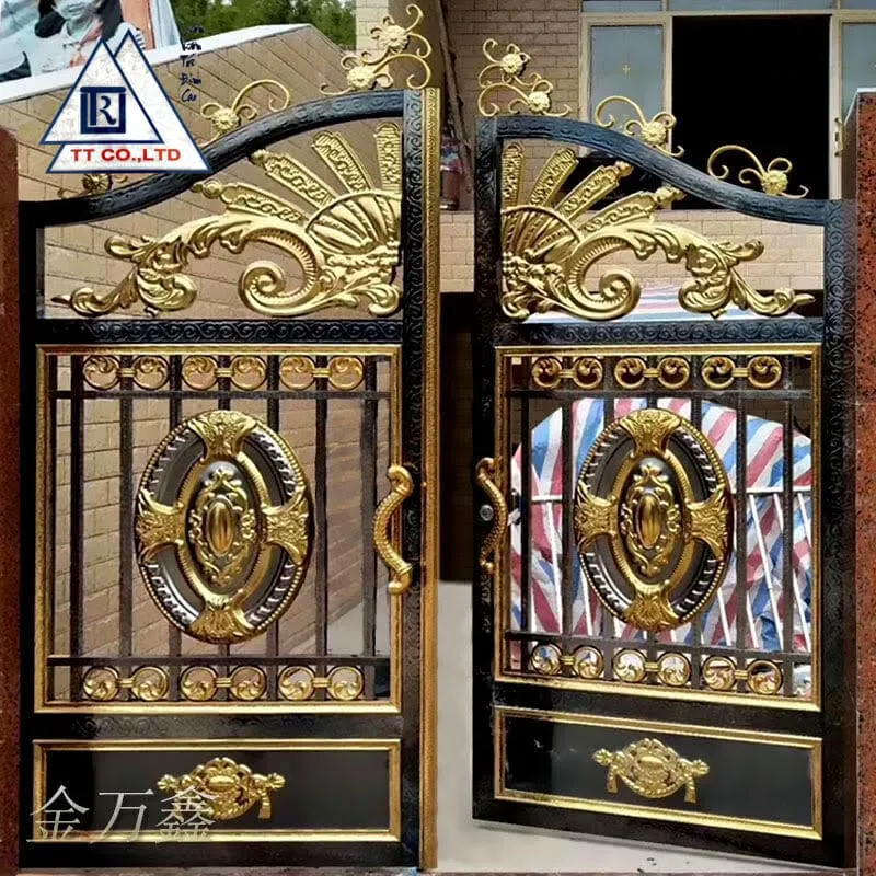 Mẫu cổng inox 2 cánh sang trọng, tinh tế