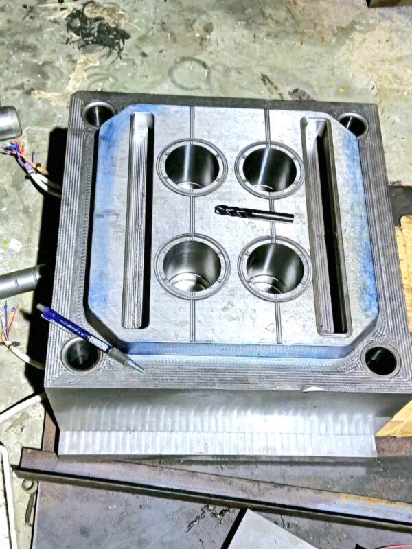 Báo Giá Cắt CNC Sắt Tấm Mới Nhất 2024: Chi Tiết & Yếu Tố Ảnh Hưởng