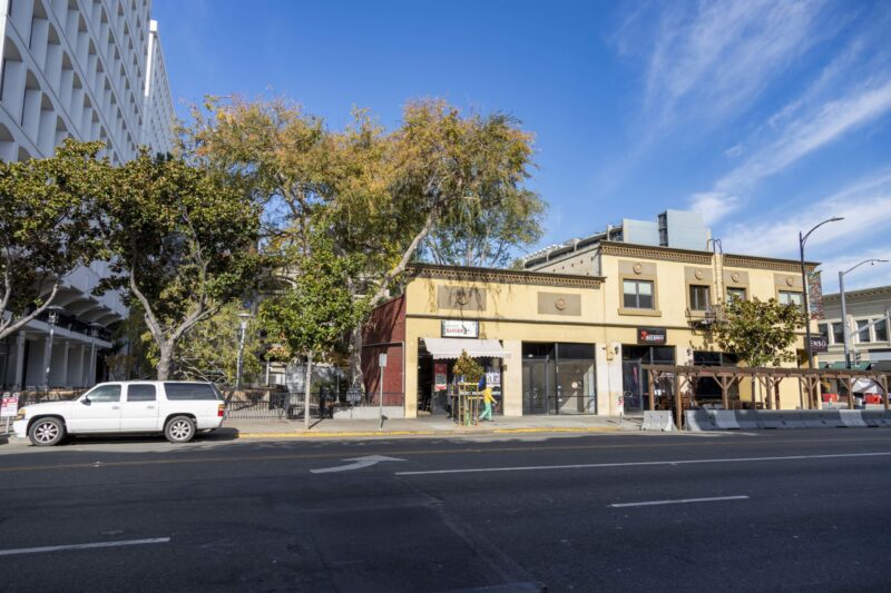 Các Mẫu Hàng Rào Sắt Hộp Đẹp: Lựa Chọn Tối Ưu Cho Mọi Công Trình