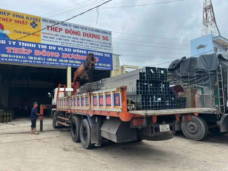 Thép Hộp Mạ Kẽm 30x60: Báo Giá Chi Tiết và Các Yếu Tố Ảnh Hưởng Năm 2024