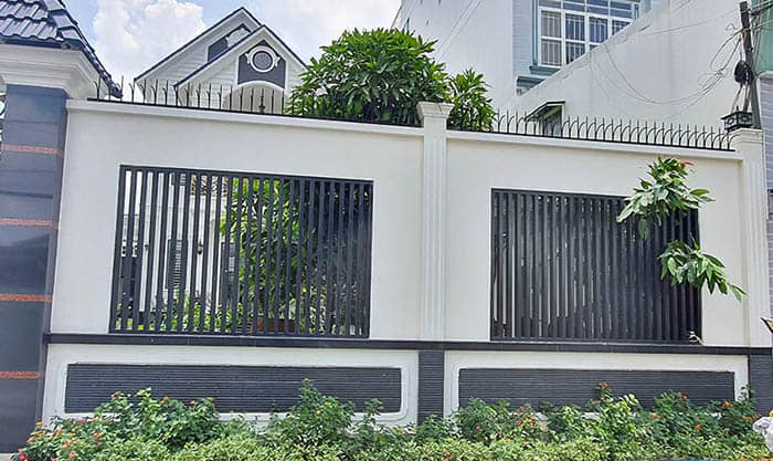 Mẫu Hàng Rào Sắt Đơn Giản Đẹp: Lựa Chọn Tối Ưu Cho Ngôi Nhà Của Bạn