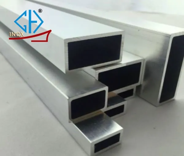 Giá inox hộp 15x30