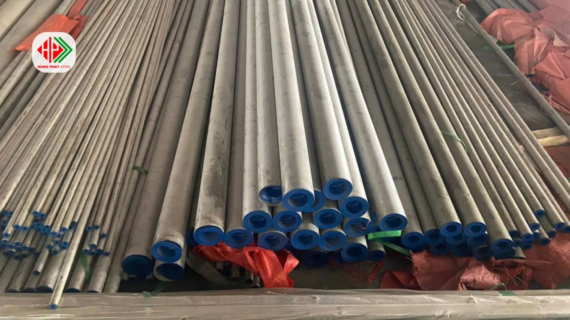 Ống inox 304 phi 25 chuyên dụng cho hệ thống đường ống công nghiệp