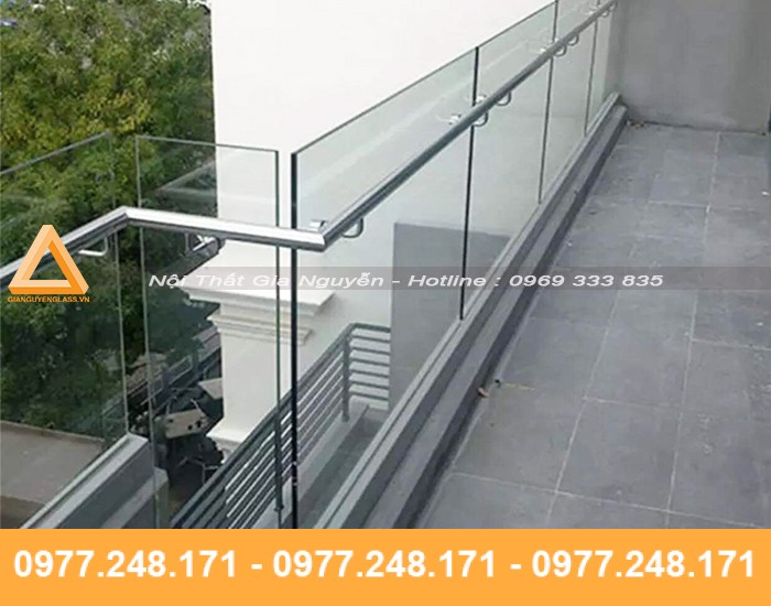 Báo Giá Lan Can Kính Cường Lực Tay Vịn Inox Chi Tiết Nhất 2024