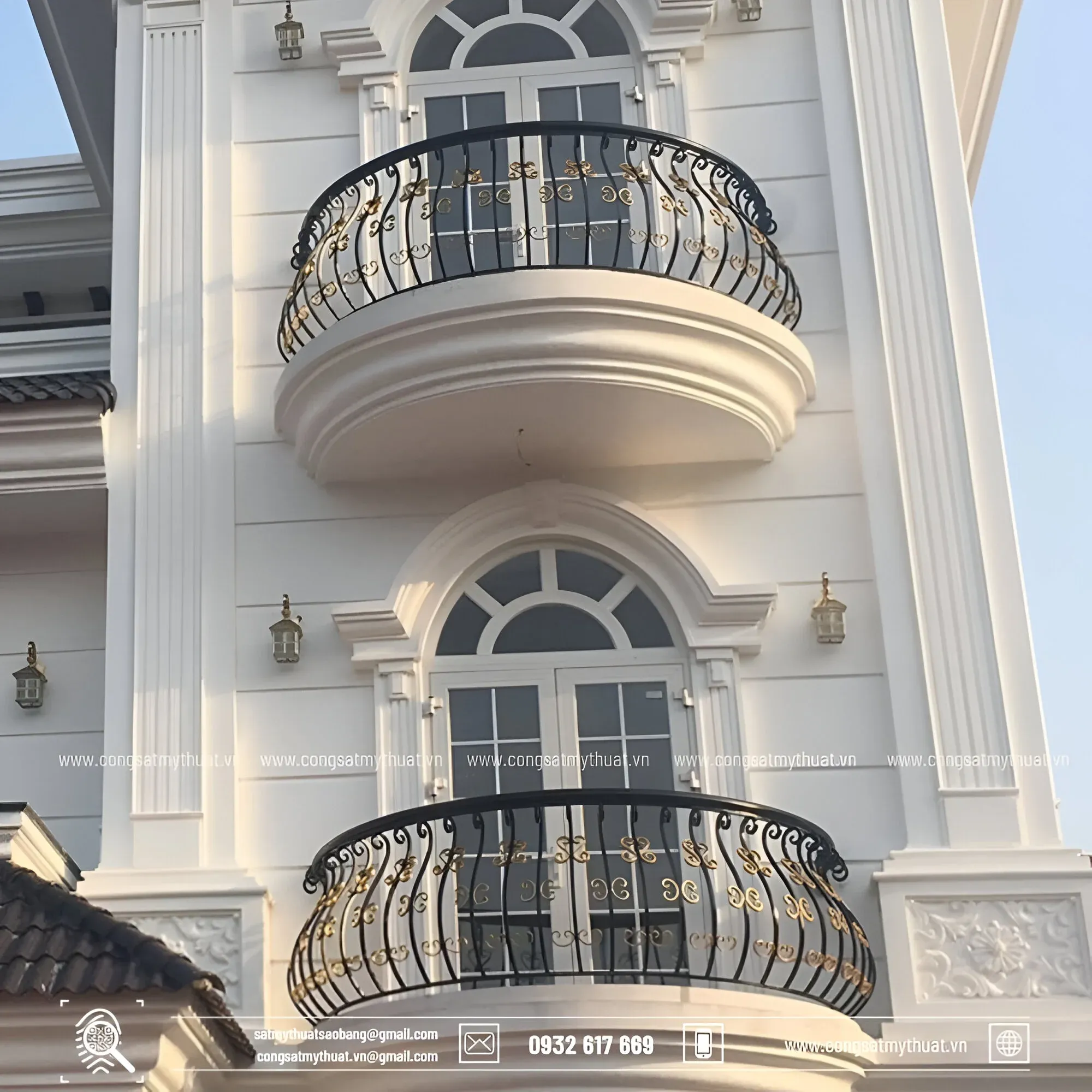 Ban công sắt mỹ nghệ bo tròn