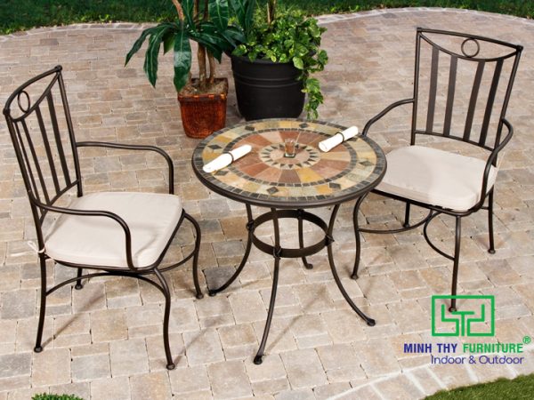 Bàn Ghế Sắt Mỹ Thuật BGS-MT423: Nét Đẹp Cổ Điển Châu Âu Cho Không Gian Ngoài Trời