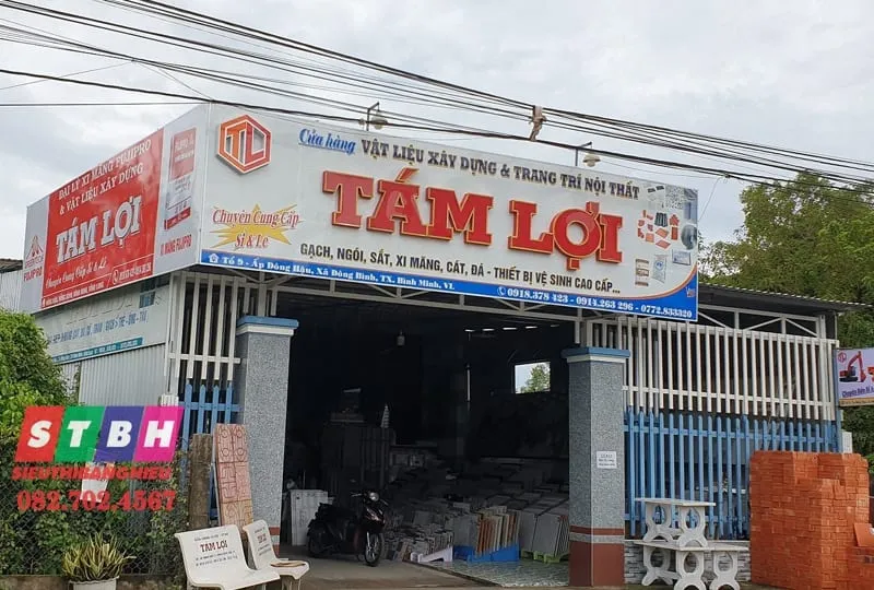 Thiết kế bảng hiệu vật liệu xây dựng bền theo thời gian