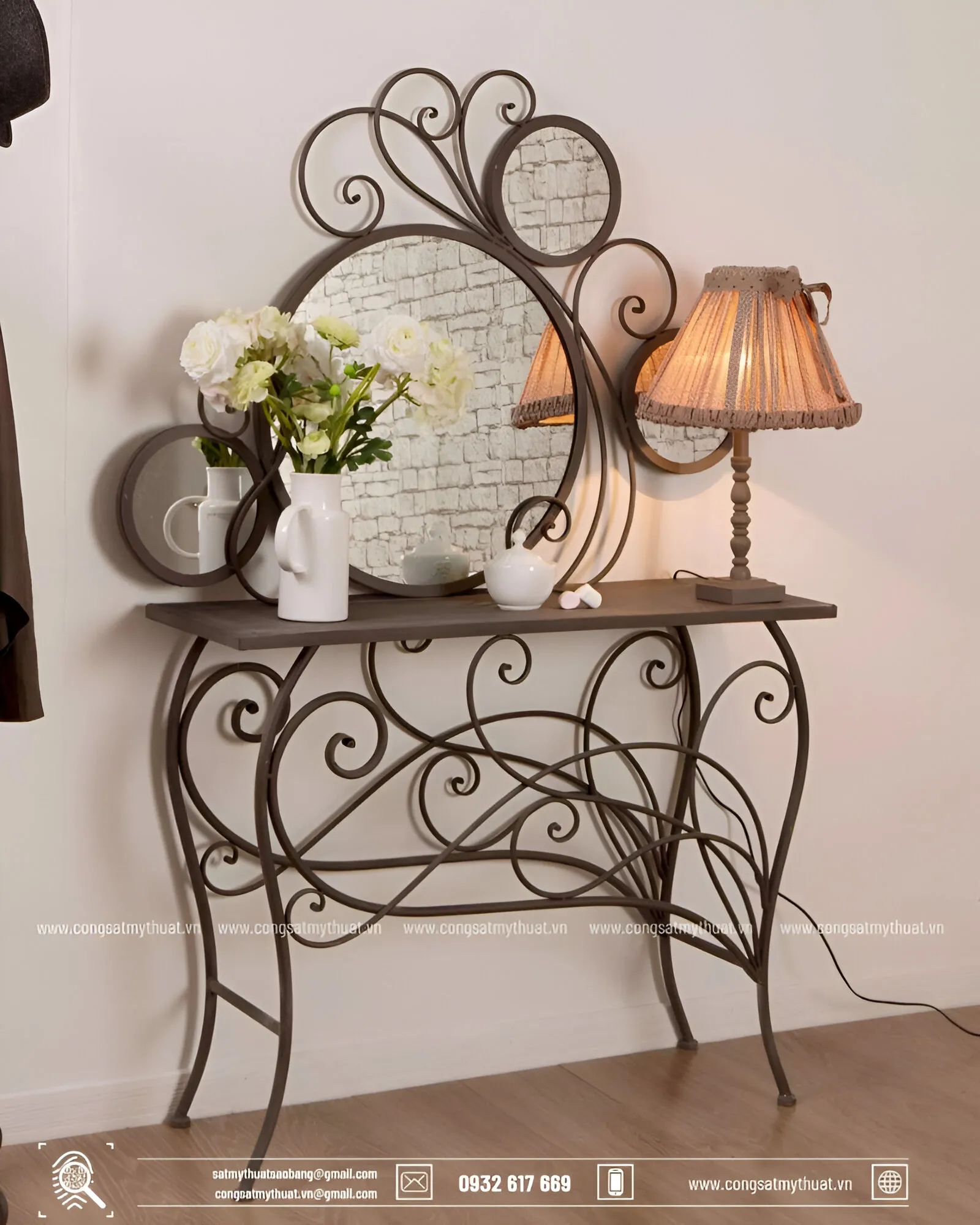 Mẫu chân bàn sắt mỹ thuật đẹp cổ điển
