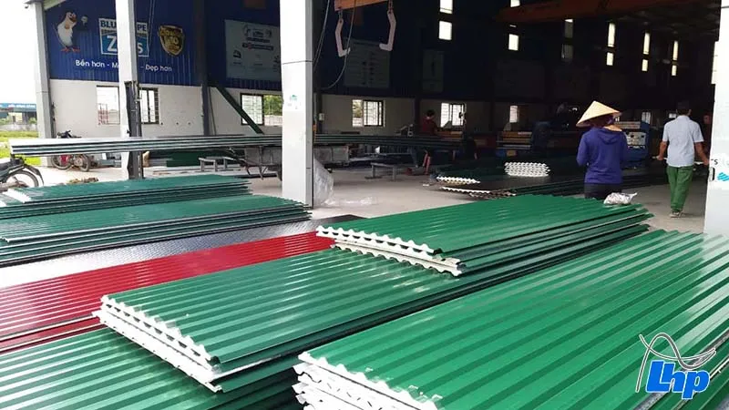 Báo giá tôn lợp mái tại Lộc Hiếu Phát cam kết cạnh tranh hàng đầu thị trường
