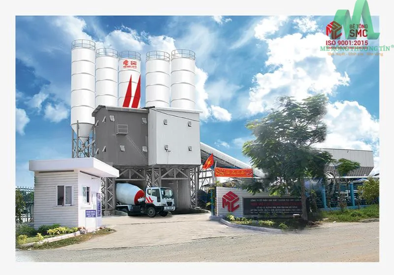 Xe chở bê tông tươi của SMC tại công trình
