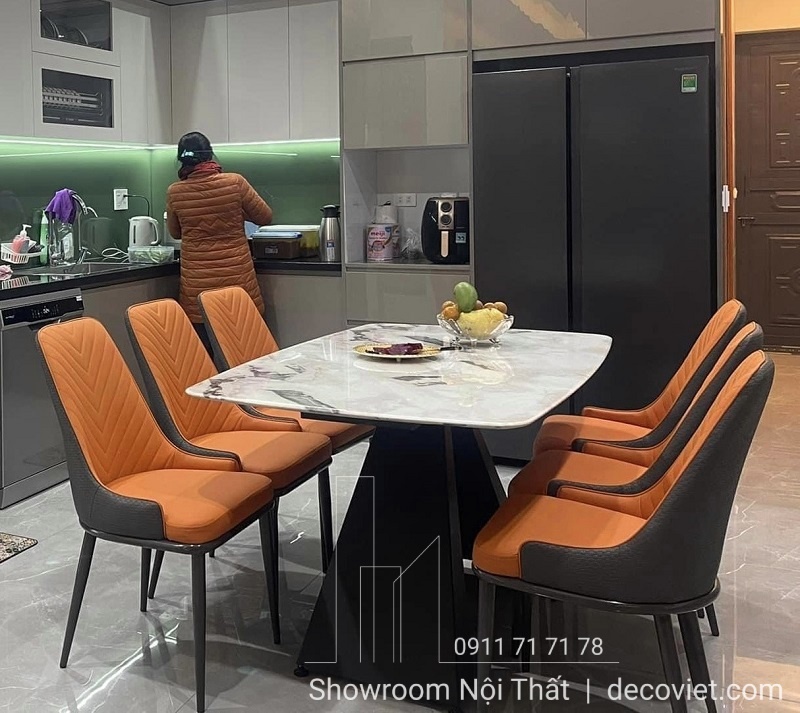 Bộ Bàn Ăn Mặt Đá Ceramic Và Ghế Da Chân Sắt Cong: Vẻ Đẹp Hiện Đại Cho Mọi Không Gian