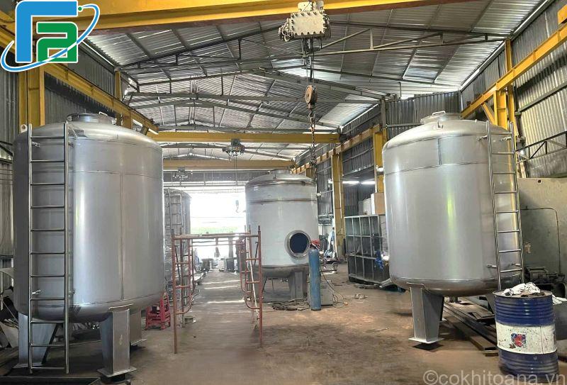 Bồn Nước Inox Công Nghiệp: Giải Pháp Lưu Trữ Nước Bền Vững Cho Doanh Nghiệp