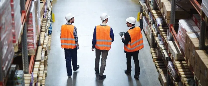 Tối ưu hóa không gian bằng cách sắp xếp kho nguyên vật liệu trên kệ pallet