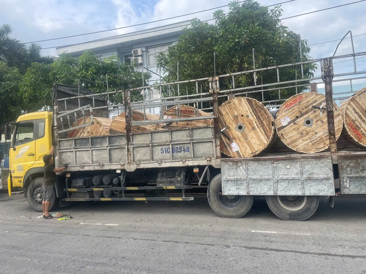 Nên mua dây cáp điện Cadivi ở đâu uy tín tại TP.HCM?