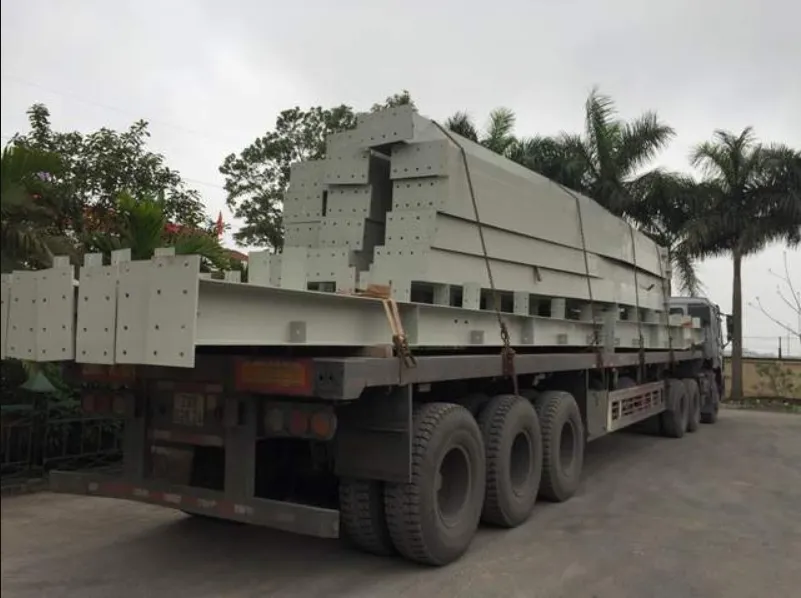 Cấu tạo nhà xưởng khung thép tiền chế - Hệ dầm cột, vì kèo thép sau khi sản xuất tại nhà xưởng được vận chuyển ra công trường