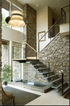 Cầu thang sắt kết hợp kính