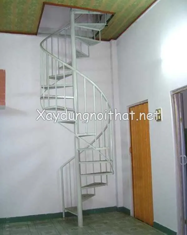 Cau thang sat gac lung 21