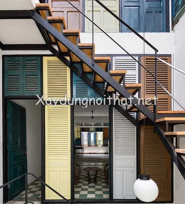 Cau thang sat gac lung 26