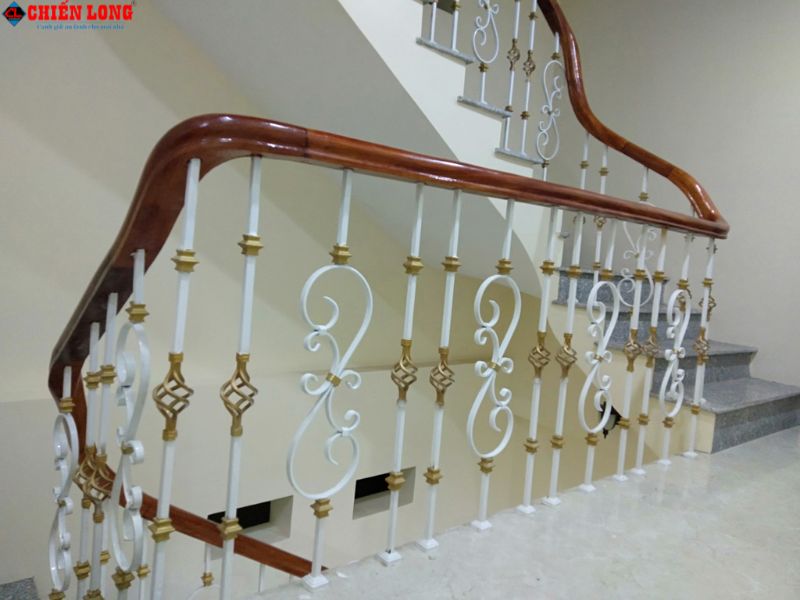 Tay Vịn Cầu Thang Sắt Mỹ Thuật: Nâng Tầm Không Gian Sống Với Mẫu CL02