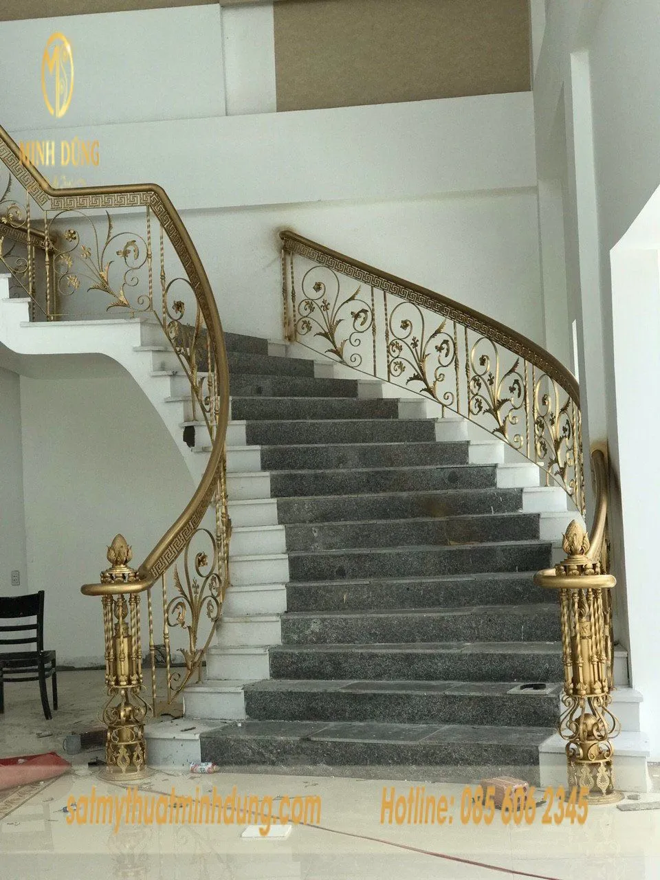 Mẫu tay vịn cầu thang sắt đơn giản 26