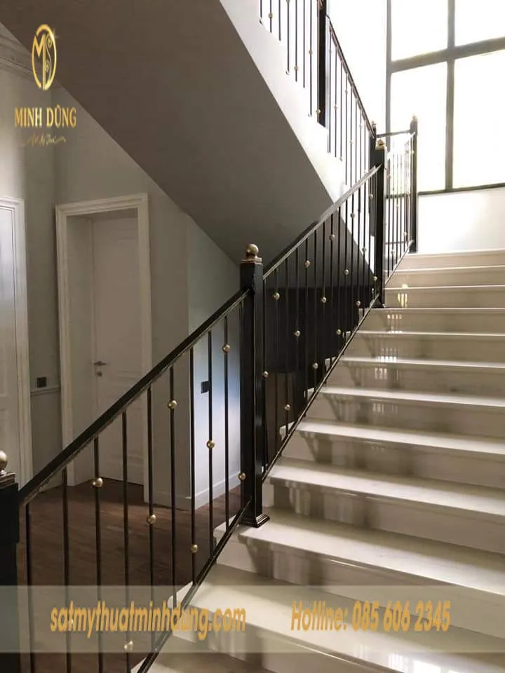 Mẫu tay vịn cầu thang sắt đơn giản 16