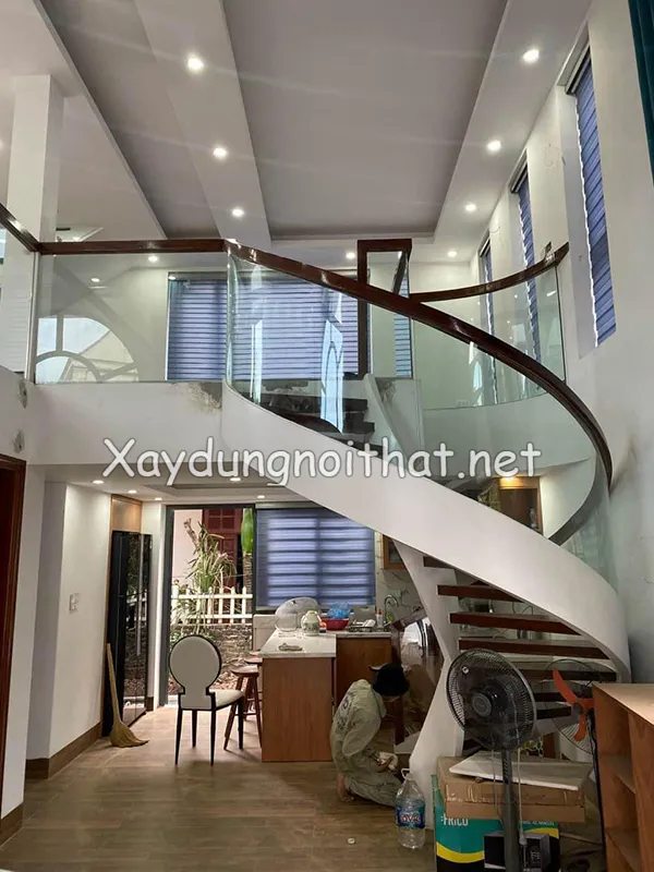 Mẫu cầu thang sắt xoắn đẹp