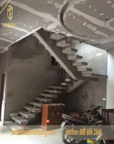 Mẫu cầu thang sắt xương cá 23