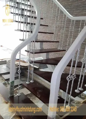 Cầu thang xương cá xoắn ốc