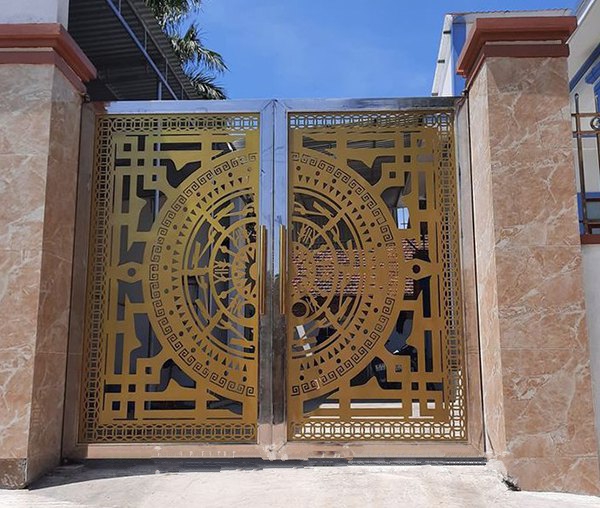 Giá Cửa Inox 2 Cánh: Tiêu Chuẩn Chất Lượng & Báo Giá Chi Tiết