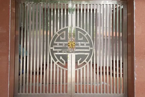 Cổng sắt 2 cánh chữ Thọ CNC