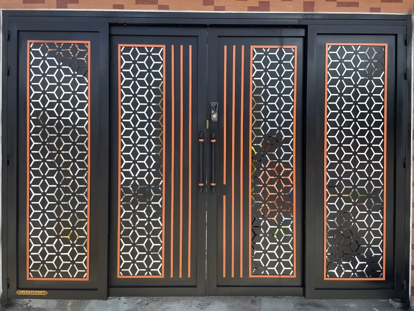 Cổng sắt hộp 4 cánh họa tiết CNC