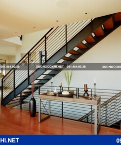 Cầu Thang Sắt Sơn Tĩnh Điện CTS-57: Bền Bỉ, Sang Trọng Cho Mọi Công Trình