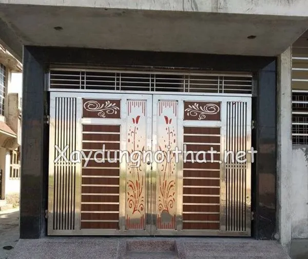 Mẫu cửa inox 2 cánh kín với hoa văn CNC