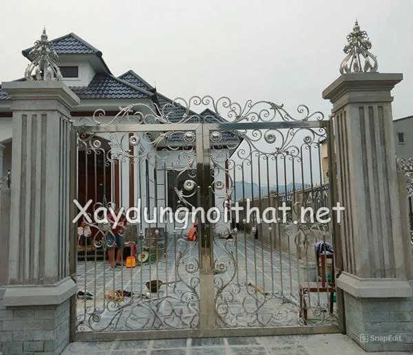 Cửa cổng inox 2 cánh hoa văn CNC