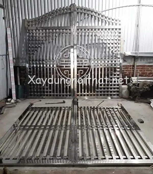 Gia công chế tác cửa cổng inox 2 cánh