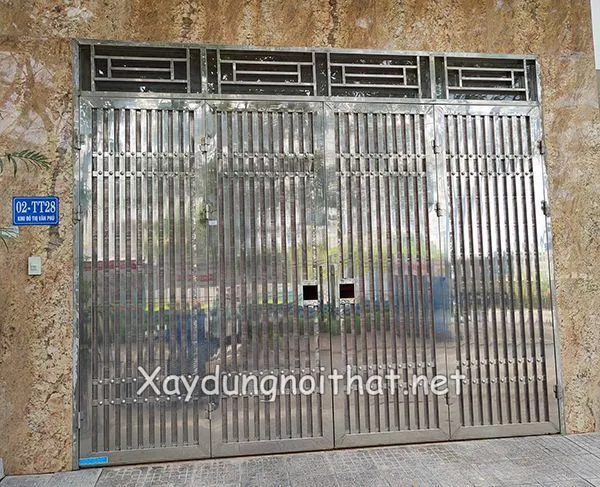 Mẫu cửa inox 304 4 cánh kín
