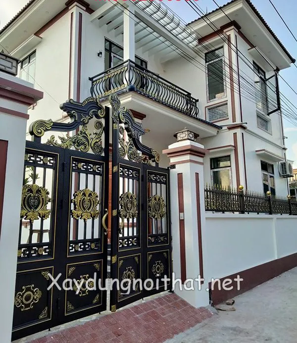 Mẫu cổng inox 4 cánh cao cấp nhà biệt thự