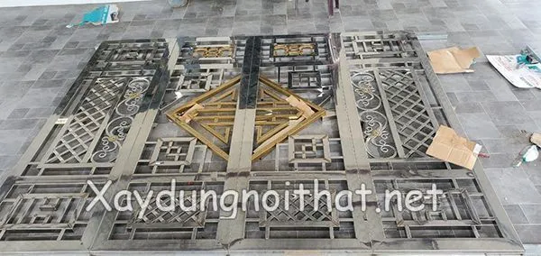 Làm cửa cổng inox 4 cánh đẹp