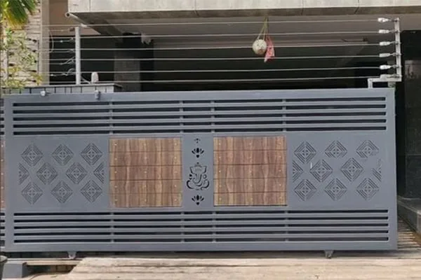 Cửa cổng lùa sắt hộp