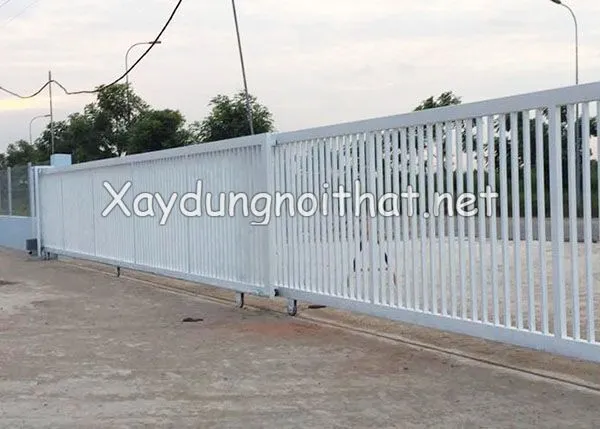 Mẫu cửa cổng sắt lùa 2 cánh nhà máy